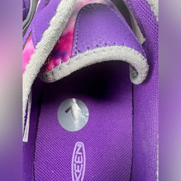 NWT KEEN Speed Runner Vibrant Grape US 7 EU 39 Hook Loop Adaptive Waterproof - Picture 7 of 11